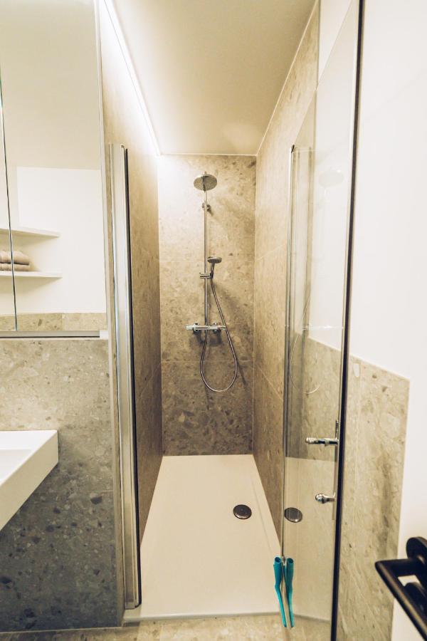Hydro Palace 02.17 Остенде Экстерьер фото